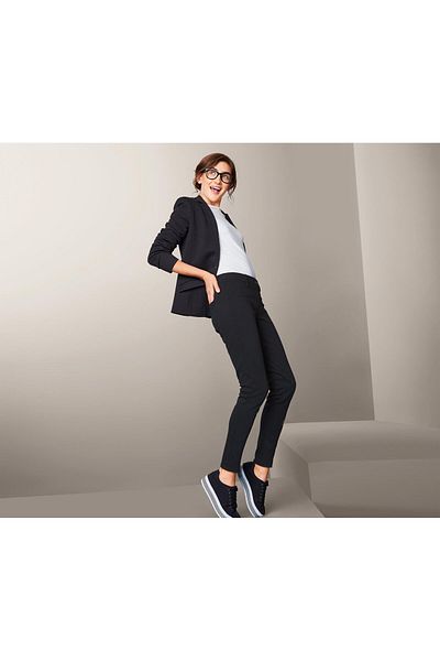 Tchibo Women Regular Fit Plain Skinny Pants, Black
