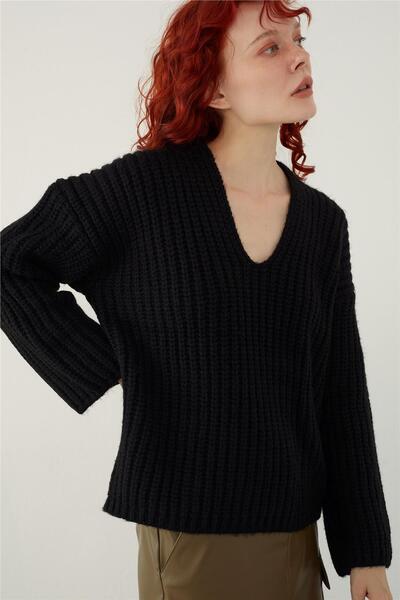 SHERIN Siyah V Yaka Oversize Triko Kazak