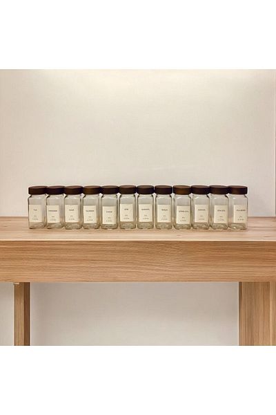 ELZEY HOME Acacia 12-Piece Square Spice Jar Set with Lid (16 Etchects)
