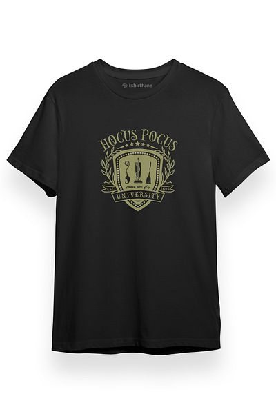 Tshirthane Ανδρικό μπλουζάκι Hocus Pocus University μαύρο κοντομάνικο