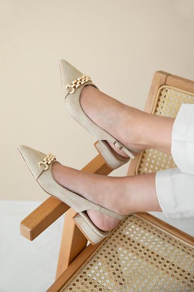 STRASWANS Elisa Women's Buckle Detail Suede Shoes Beige