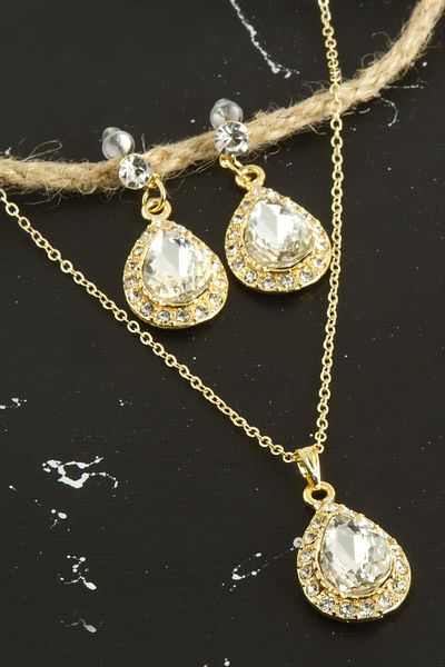 Bijuteri Net Oval Stone Set Necklace
