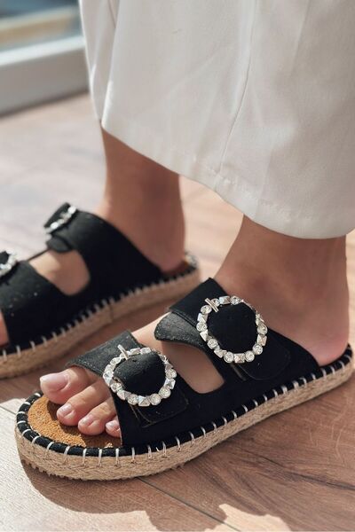 I Love Shoes Μαύρες γυναικείες παντόφλες από καστόρι - Πέτρινη λεπτομέρεια Cosin