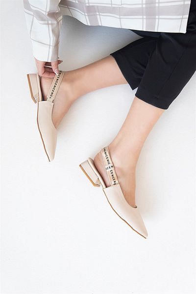 STRASWANS Raxel Women's Leather Heeled Shoes Beige