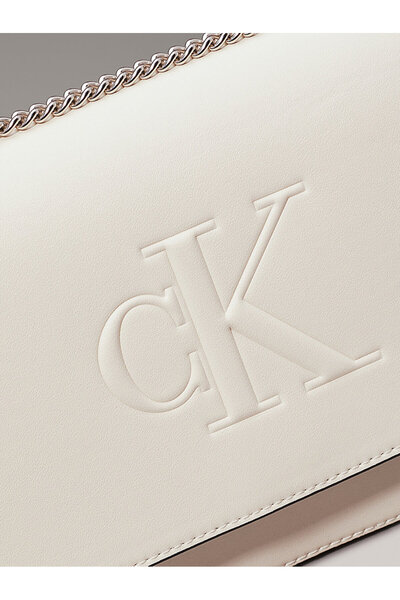 Calvin Klein SCULPTED EW FLAP25 DEBOSS