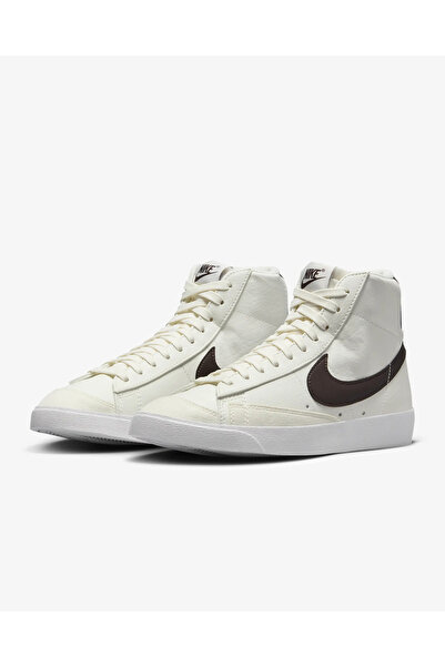 Nike Blazer Mid '77 Next Nature Kadın Beyaz Ayakkabı