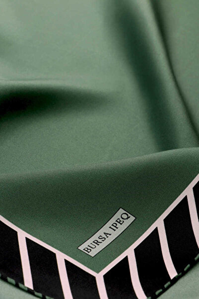 Bursa İpek Μεταξωτό μαντήλι Nefti με μοτίβο ρίγες