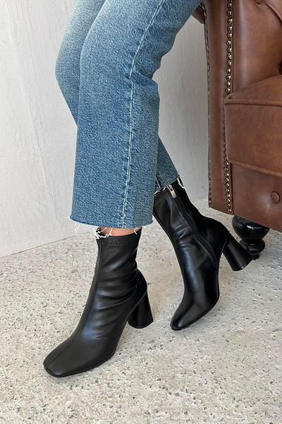STRASWANS Beck Women's Blunt Stretch Leather Boots Black