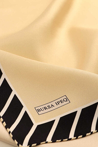 Bursa İpek Μεταξωτό μαντίλι με κίτρινη γραμμή με μοτίβο