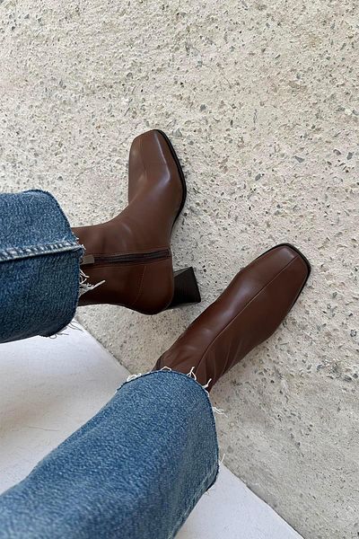 STRASWANS Trew Women's Stretch Ankle Medium Heel Boots Brown