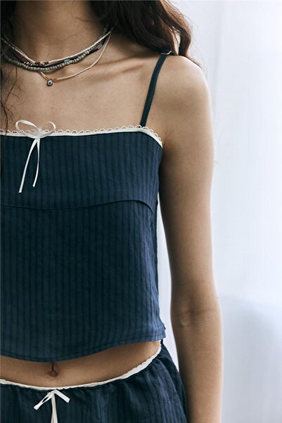 SHERIN Textured Bow Detailed Blouse