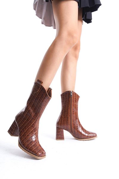 Bak Store Γυναικείες μπότες με χοντρό τακούνι Tan Crocodile Cowboy Style Blunt Toe - Half Boots