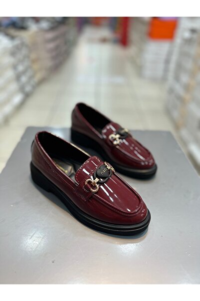 Hacıoğlu Ayakkabı حذاء باليه نسائي كاجوال أنيق بإبزيم من Punto