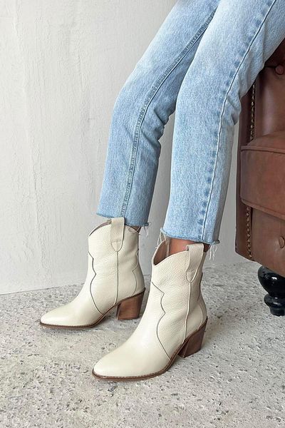 STRASWANS Jenson Women's Genuine Leather Heeled Leather Boots Beige
