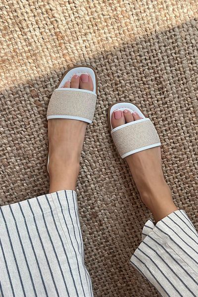 STRASWANS Jorja Women's White Straw Detailed Daily Leather Slippers