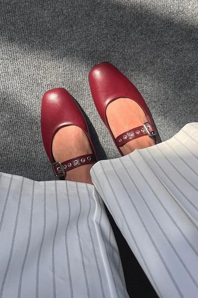 STRASWANS Jules Curea Femei Detaliu Piele Balerina Balerina Rosie Claret