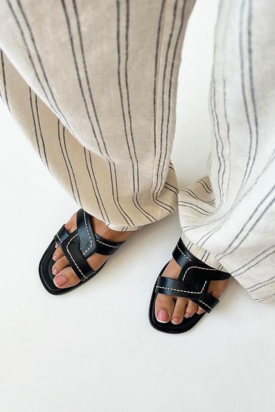 STRASWANS Papuci casual din piele neagră Samira - Femei cu o singură curea