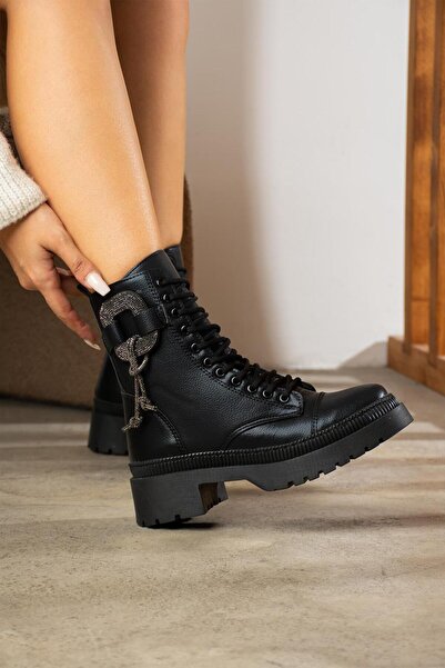 ShoeTek Annetta Kadın Bot Yandan Halka Taşlı Postal Siyah Kırışık Deri
