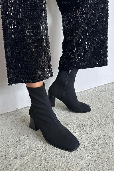 STRASWANS Trew Women's Fabric Stretch Ankle Medium Heeled Boots Black