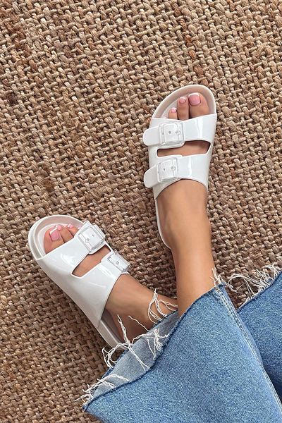 STRASWANS Amara Women's Buckle Detail Daily Transparent Slippers White