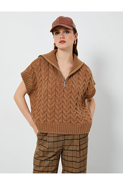 Koton Oversize Süveter Örgü Yarım Fermuarlı Geniş Yaka Saç Örgüsü Desenli