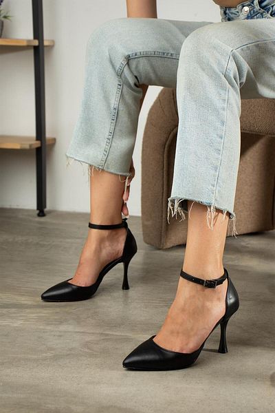 ShoeTek Pantofi cu toc Trevon pentru damă, piele neagră stiletto cu toc subțire