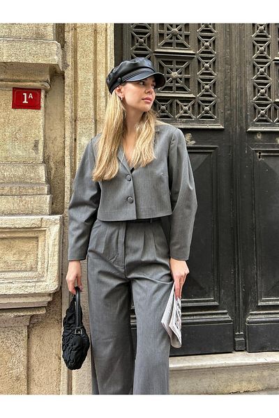 Juste Shoulder Pleat Detailed Crop Jacket Gray