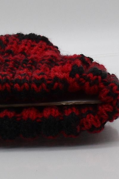 Külah Women's Short Winter Beret Black-red