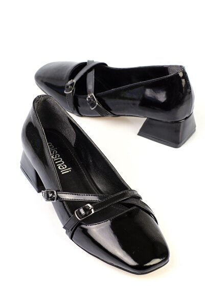 ShoeTek حذاء Elvinya نسائي من الجلد الأسود اللامع - كعب سميك، حزام متقاطع وإب...