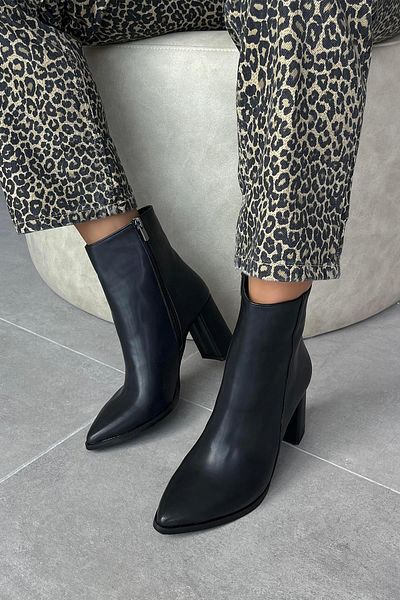 STRASWANS Fergal Women's Heeled Leather Boots Black