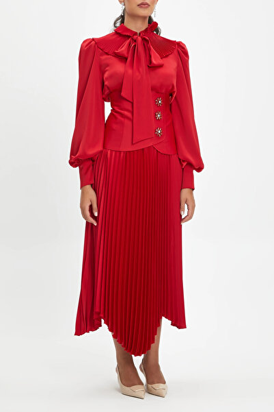 SERPİL Asimetrik Kesim Piliseli Belden Korse Görünümlü Taş Detaylı Kırmızı Et...