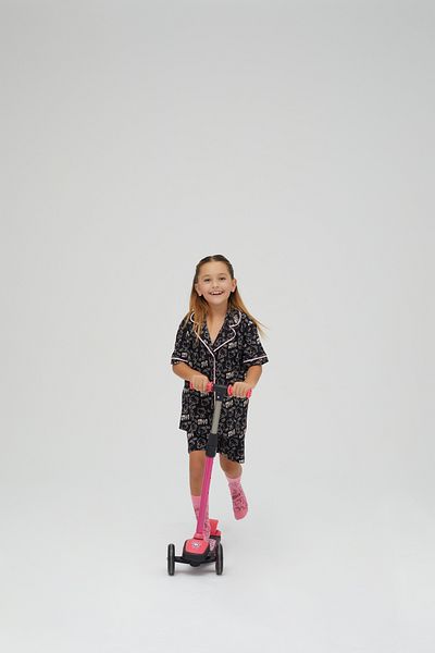 Hello Kitty Licensed Button-Down Black Girls' Short-Sleeved Shorts 100% Cotton Pajamas Suit Roz-250C