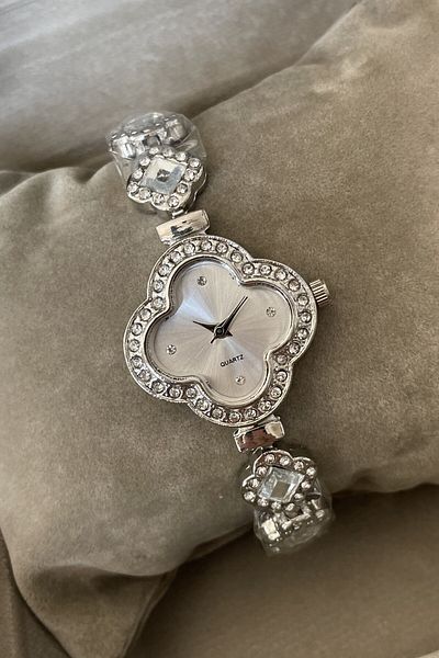 Leerybee Clover Patterned Stoned Women's Wristwatch Nla-016