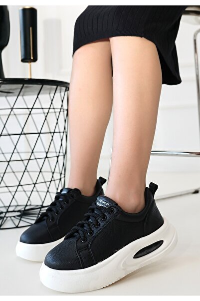 Erbilden Chris Black Leather Lace-Up Sneakers