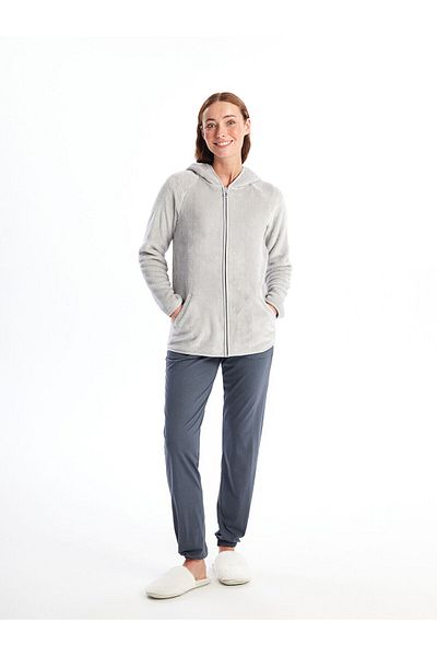 LC Waikiki Lw - Hooded Solid Long Sleeve Women's Plush Pajamas Top