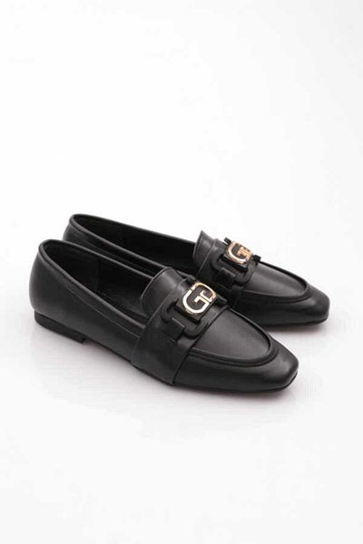 Prego Park Moda - Black Women's Casual Shoes with Buckle Detail