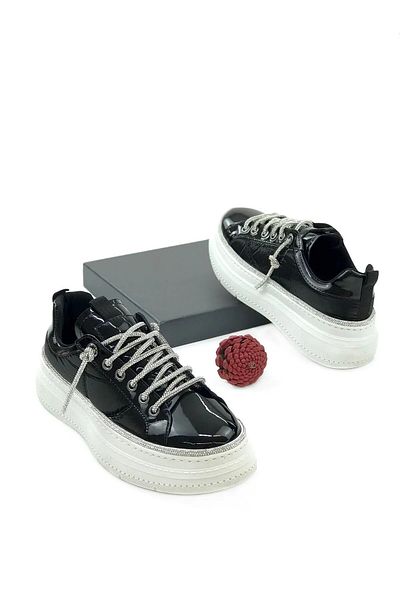 Prego ParkModa- Black Women's Sneakers with Stone Detail