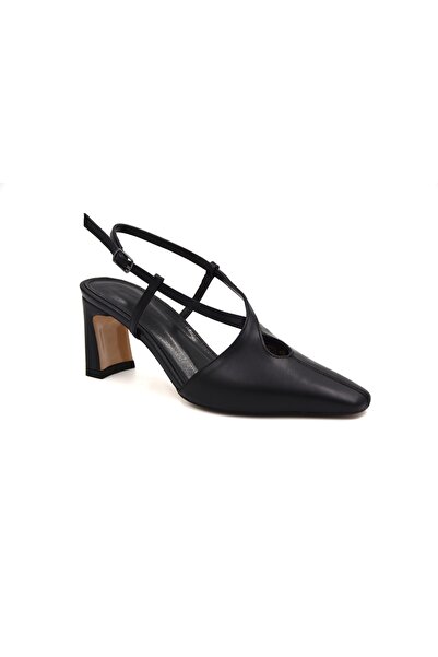 BEYAZ (London) Women's Closed Toe Heel Shoes BLACK
