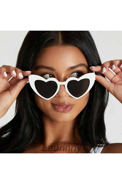 nuit dose White Color Heart Bride Wedding Glasses 15X5 cm