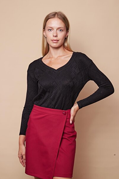 Jument V-Neck Slit Detailed Patterned Knitwear Women's Blouse - Off Shoulder, Long Sleeve, Black