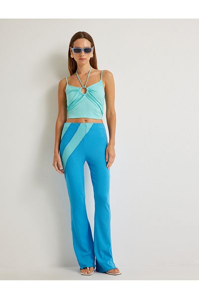 Koton Şahika Ercümen X – Tanktop mit Ringdetail und Krawatte