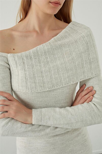 SHERIN Ecru Asymmetrical Off-the-Shoulder Knitwear Dress