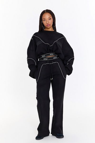 ŞEBNEM GÜNAY Black Beauty White Contour Sweatshirt