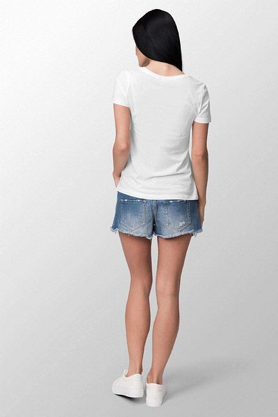 Tshirthane Γυναικείο λευκό μπλουζάκι Love Me Ender με στάμπα Slim Fit