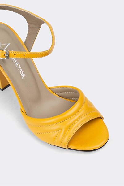 7ADIMDAAŞK Kadın Topuklu Hakiki Deri Ayakkabı 074Y22K11011