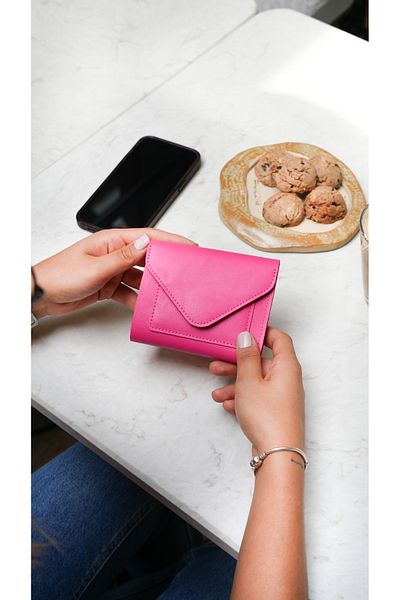 Crew Leather Zurich Women's Wallet - with Envelope Cover