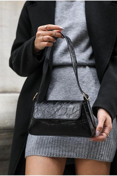 Madamra Schwarze Damen-Umhängetasche aus Lackleder mit einfachem Design und Überzug