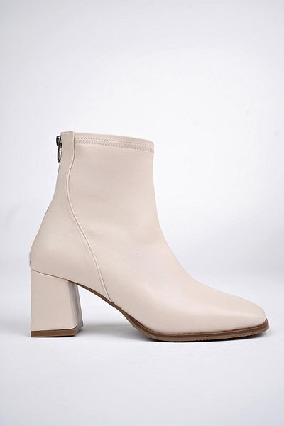 MUGGO Storm Guaranteed Blunt Toe Back Zipper Women's Heeled Boots
