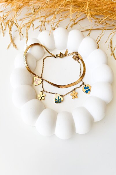 Pretty Heart Figured Gold Model Bracelet