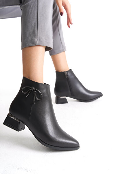 Limeo Short Heeled Zippered Metal Knot Detailed Women's Black Boots Bootie